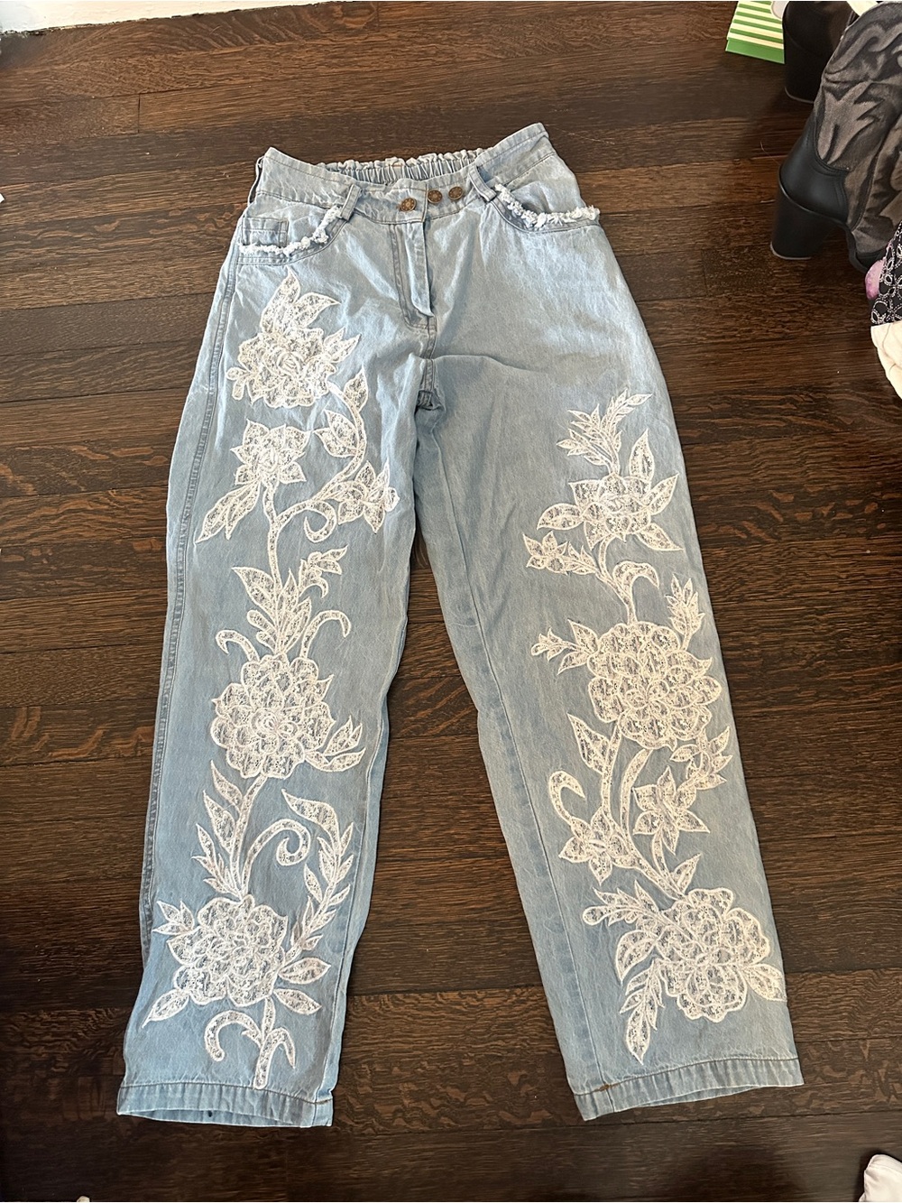 Paper Lace Straight-Leg Jeans with White Floral Lace Appliqué